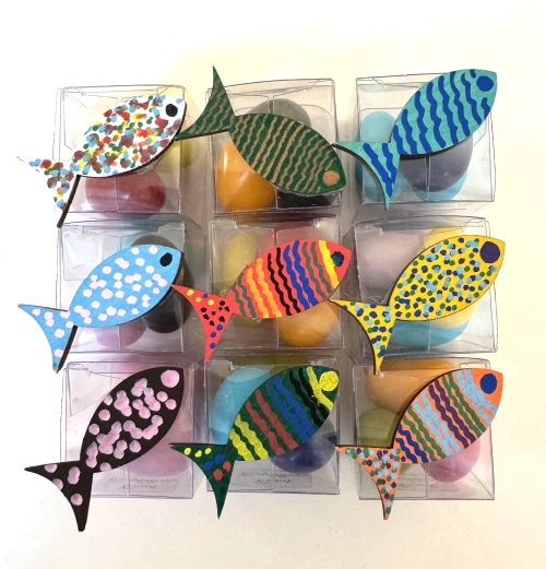 Set di nove cubini con pesciolino