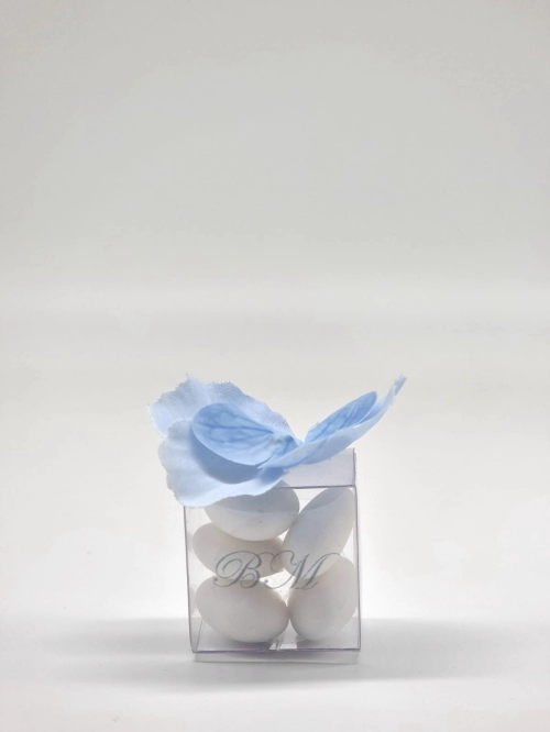 Cubino in pvc con ortensia azzurra e monogrammi 